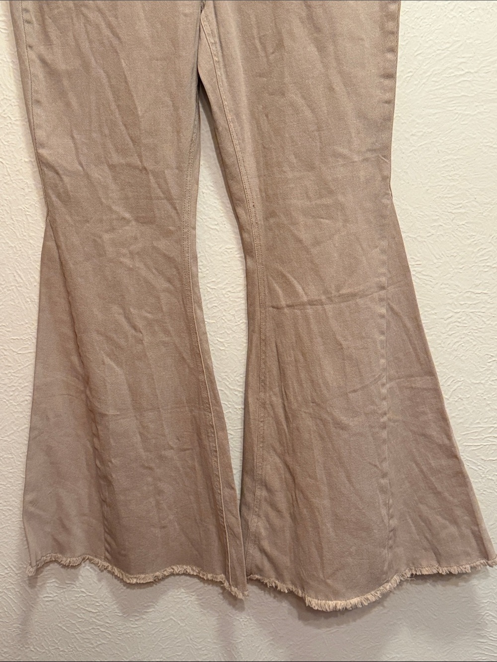 🤠🤠🤠BOGOHO🤠🤠🤠Versona Women’s Flared Jeans in Taupe-12 - Picture 3 of 10